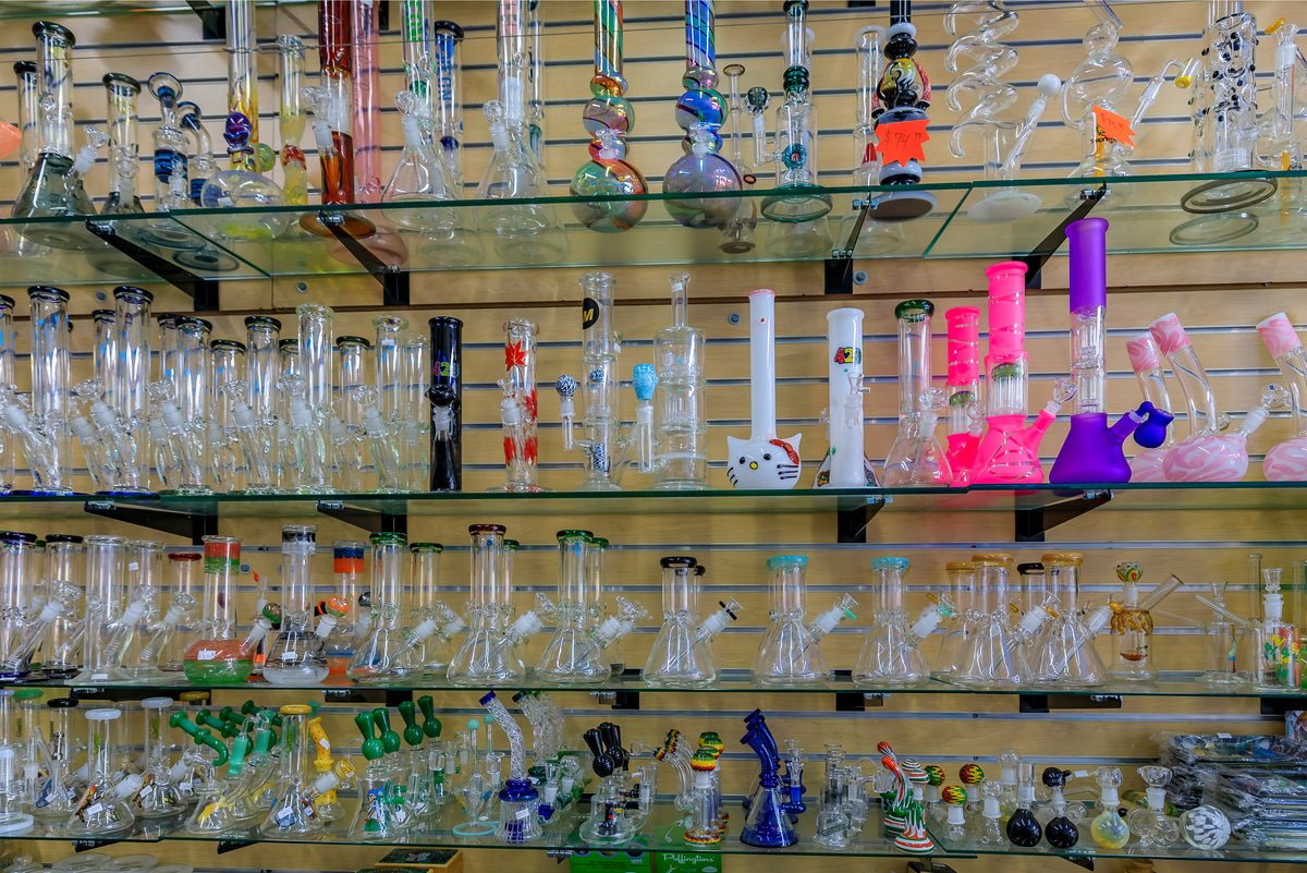 Why Modern Society is Embracing the Online Headshop — Hara Supply
